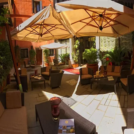 Liassidi Palace Hotell Venedig