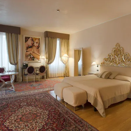 Liassidi Palace Hotell