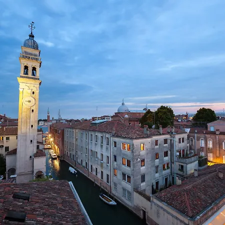 Hotell Liassidi Palace