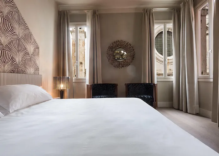 利亚斯迪皇宫酒店