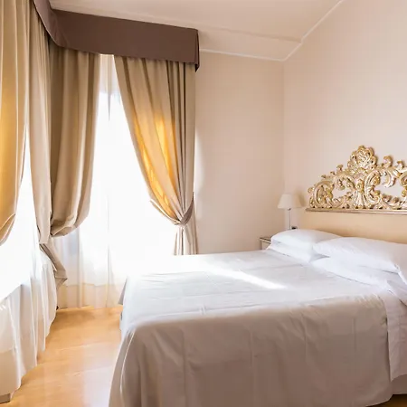 Szálloda Liassidi Palace 4*