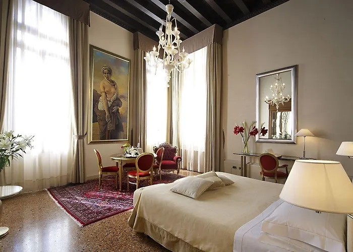 Liassidi Palace فندق 4*