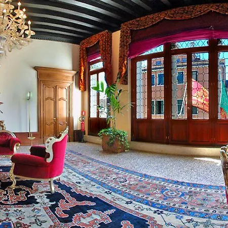 מלון Liassidi Palace