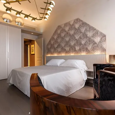 Liassidi Palace Otel 4*