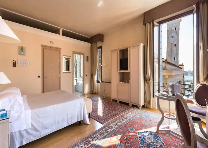 Szálloda Liassidi Palace 4*