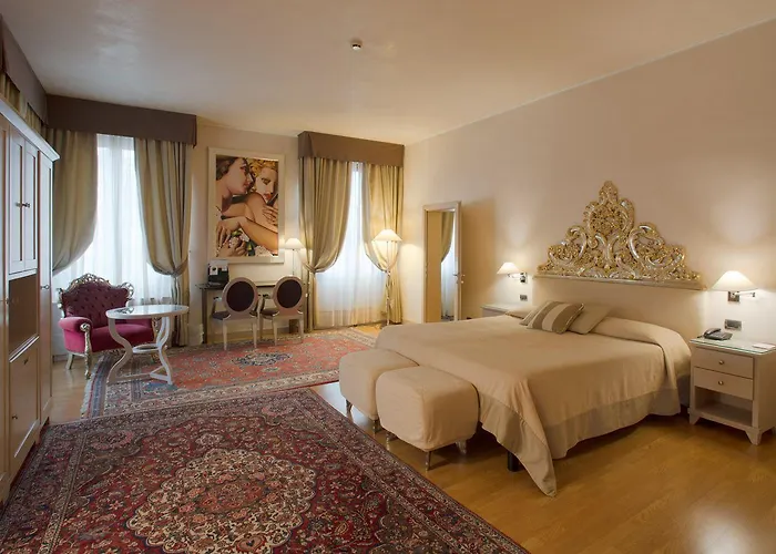 Liassidi Palace 호텔