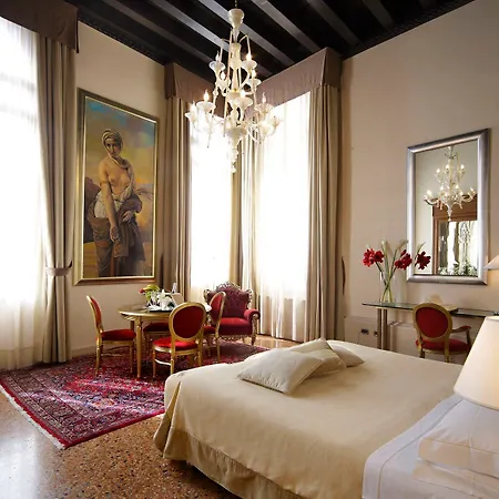 Hotel Liassidi Palace Benátky